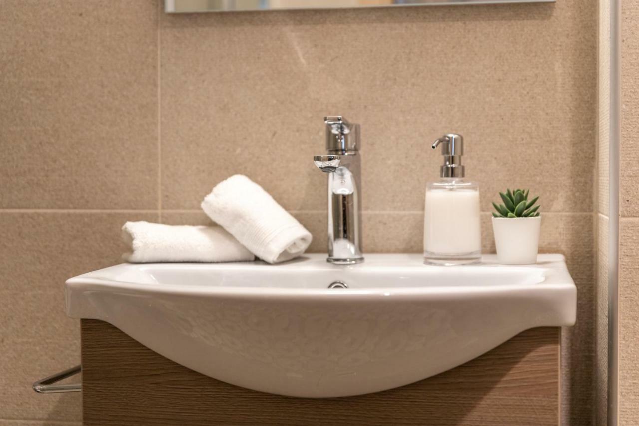 Ports Crossroad C Apartment Piraeus Luaran gambar